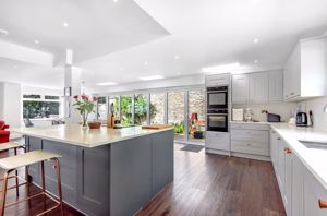 Photo 11- click for photo gallery